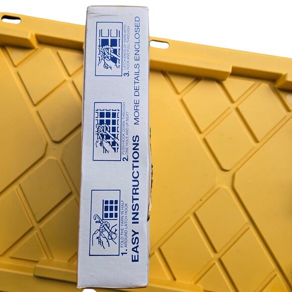 Going Bananas is a latch hook kit produced by National Yarn Crafts - Picture 3 of 8